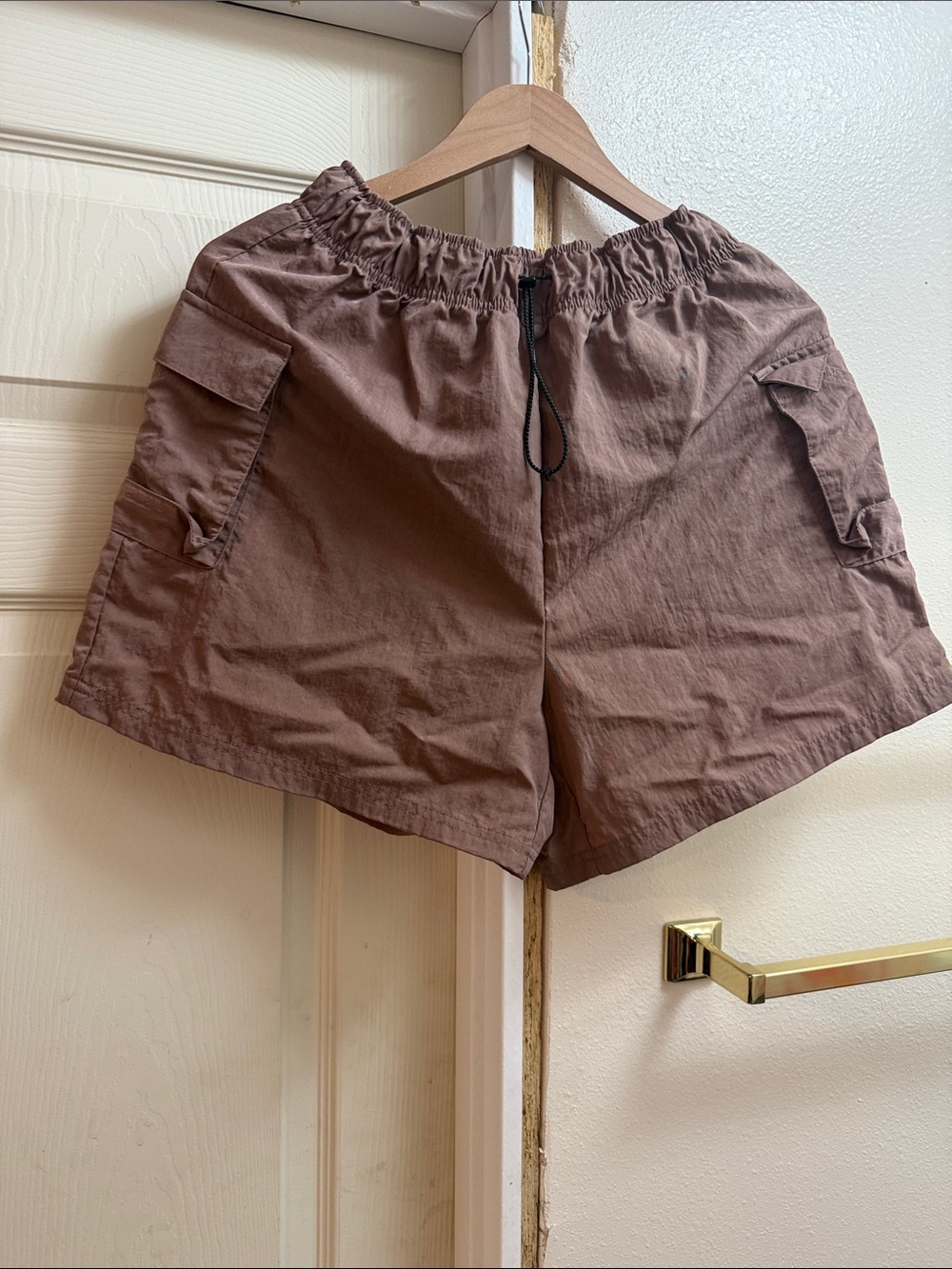 Nike Women's Brown Cargo Drawstring Shorts